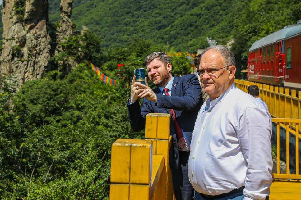 36_副本.jpg 36_副本.jpg